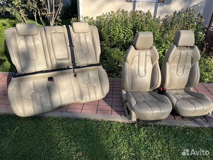 Салон Range Rover Evoque 1 поколения (дорест)