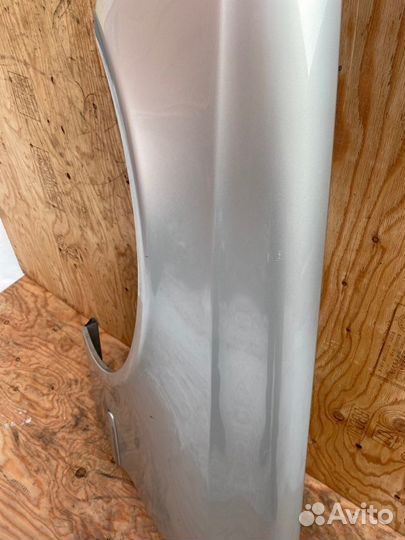 Крыло переднее левое Mercedes-Benz E-Class W211