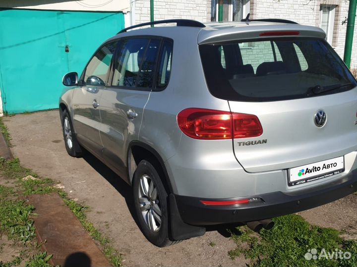 Volkswagen Tiguan 2.0 AT, 2011, 270 000 км