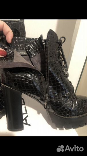 Ботильоны лакированные 39