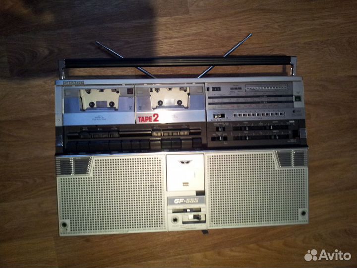 Sharp 555 Касетный магнитофон