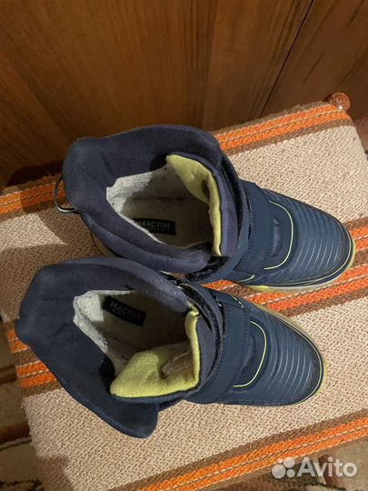 Ботинки зимние для мальчика непромокаемые 35 р