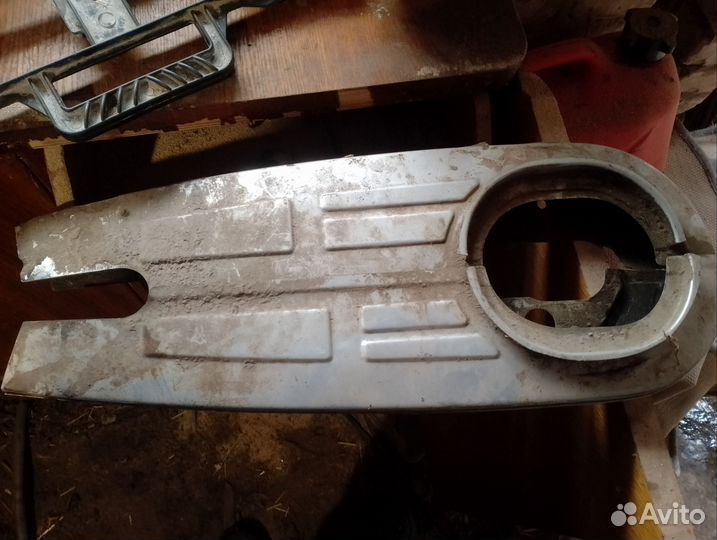 Кожух цепи альфа