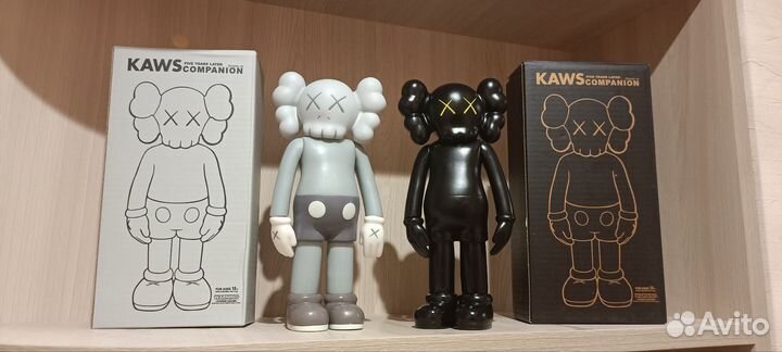 Фигурка Kaws