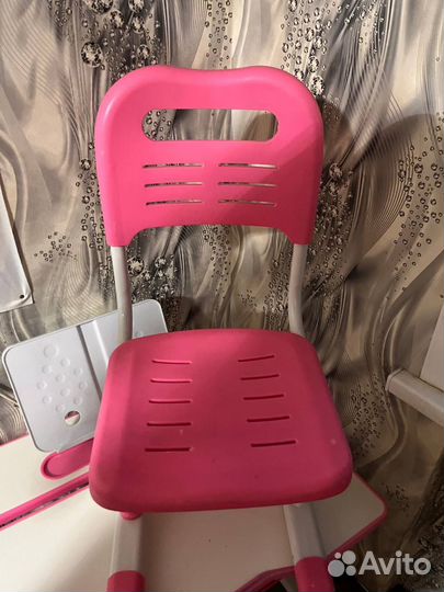 Детский стол мольберт