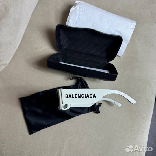 Очки Balenciaga Big Logo оригинал