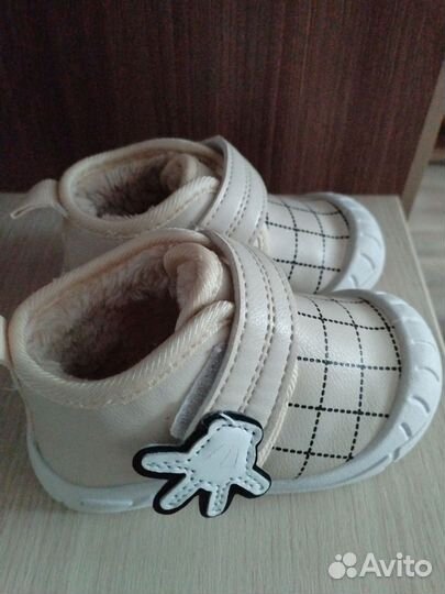 Ботинки демисезонные для девочки 21 размер