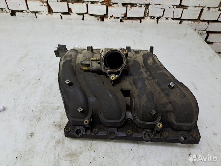 Коллектор впускной