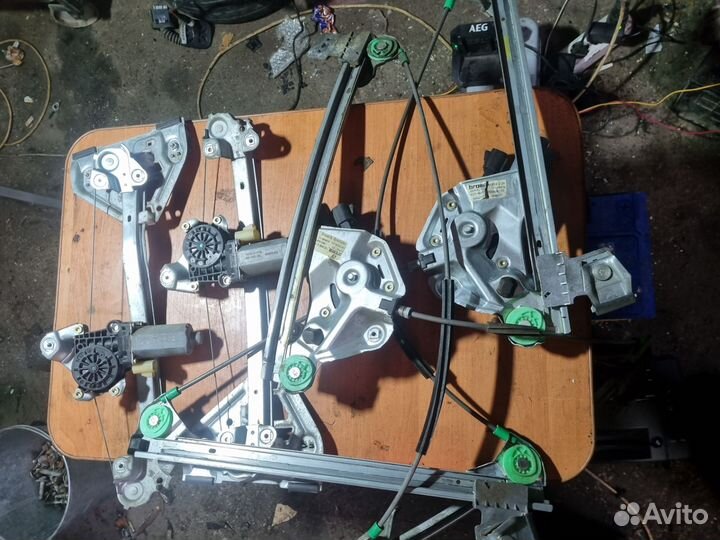 Стеклоподъемник Cadillac CTS