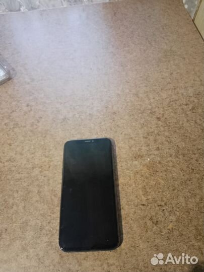 iPhone X, 64 ГБ