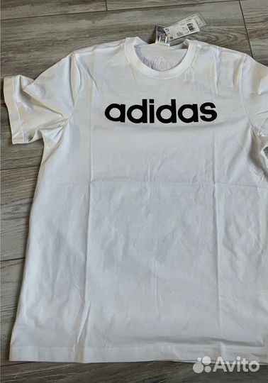 Футболка Adidas originals stripes новая с бирками