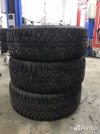 Nokian Tyres Hakkapeliitta 5 215/60 R16 99T