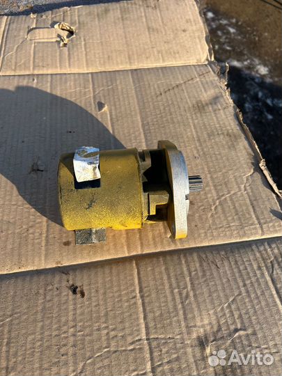 Насос гур freightliner CL120 106-4356 бу