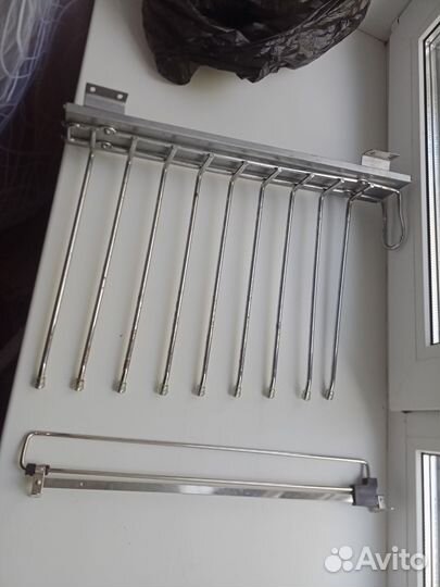 Вешалки выдвижные