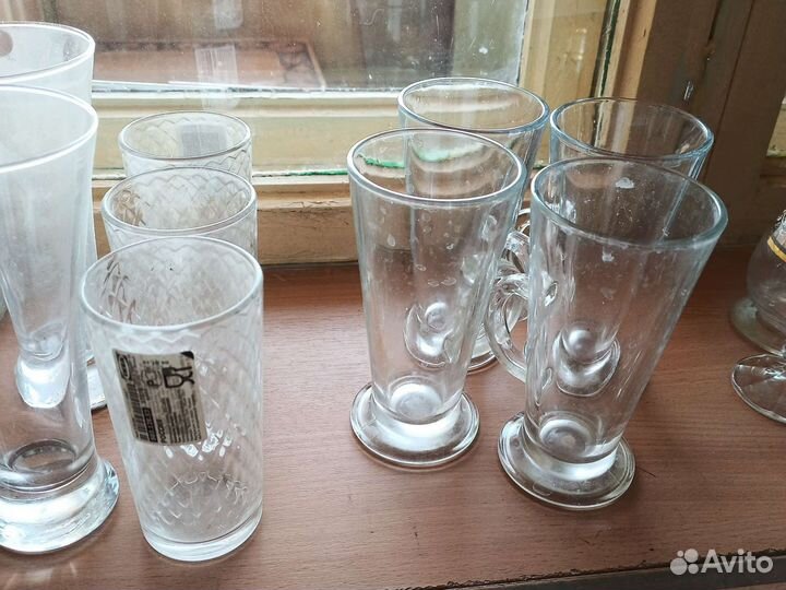 Бокалы, стаканы, блюдца
