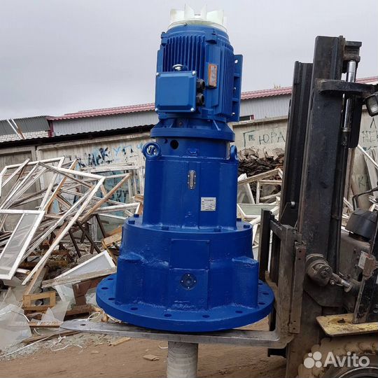 Редукторы / Мотор-редуктор / лот kwbmc 23077