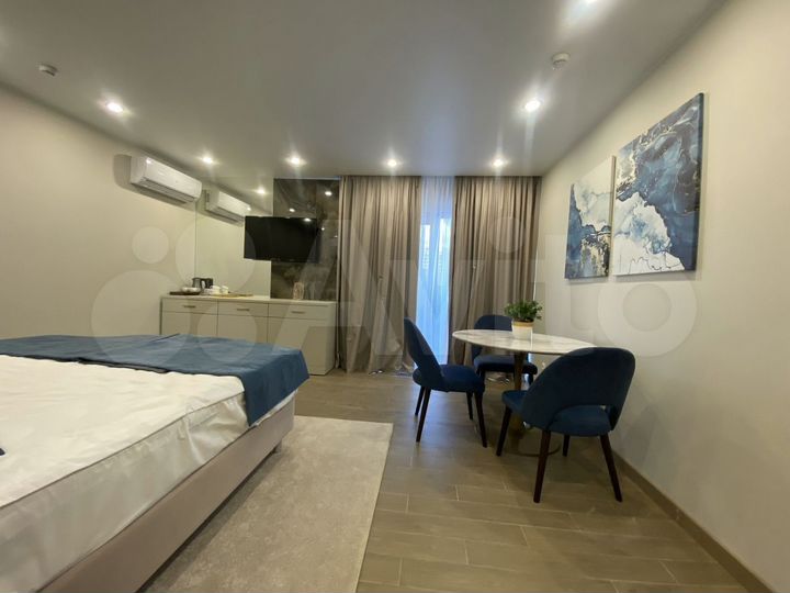 2-к. квартира, 60 м², 7/15 эт.