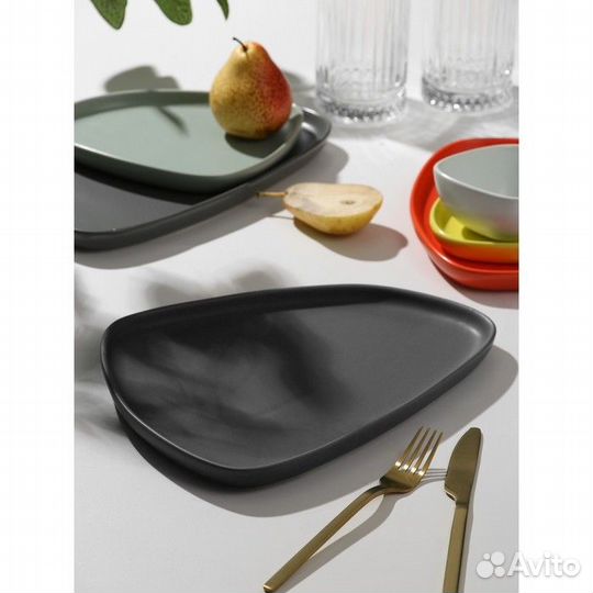 Блюдо для подачи нестандартной формы «Тёмно-серая»