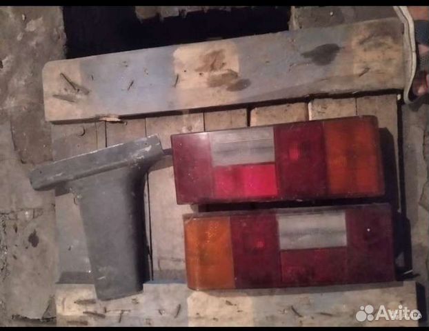 Задние фонари