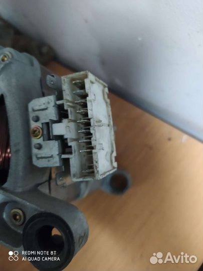 Двигатель на стиральную машину