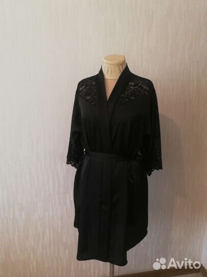 Халат женский шелковый новый