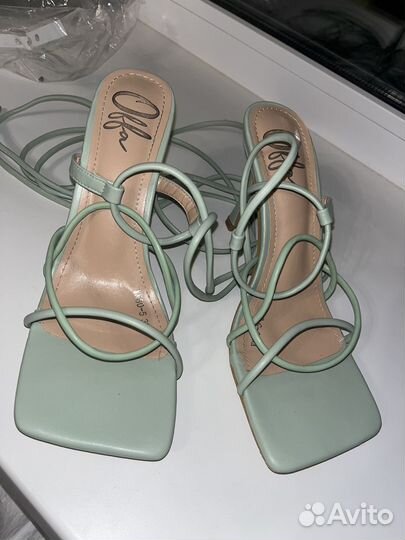 Босоножки с завязками 38 размер