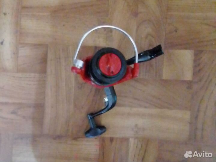 Катушка спининговая