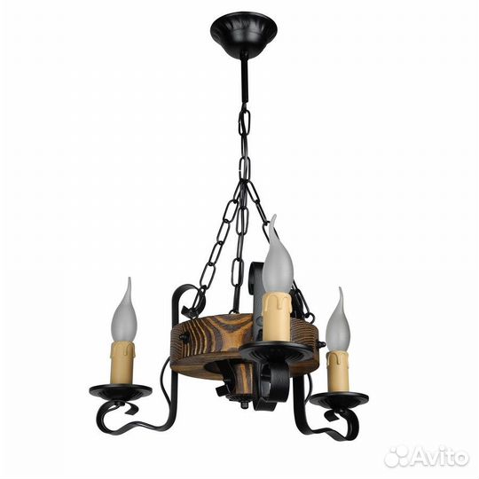 Деревянная люстра-колесо с элементами ковки