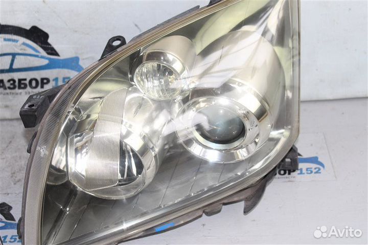 Фары Toyota Avensis AZT250 1azfse 2002-2007