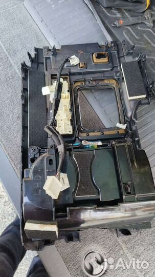 Консоль АКПП от крузака 200