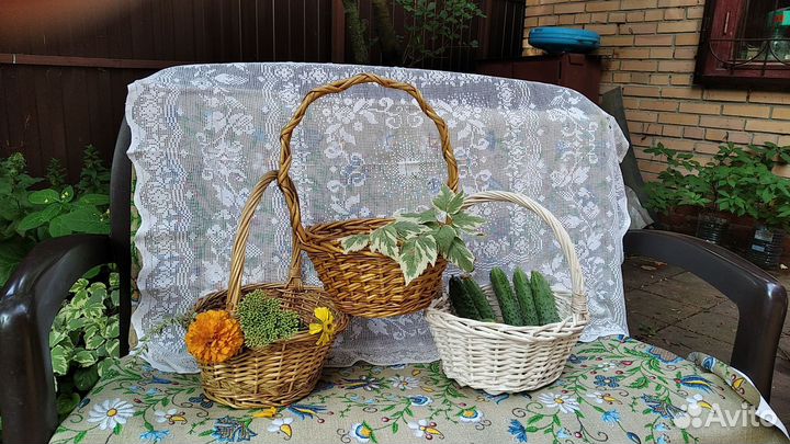 Плетеные корзины для цветов и подарков