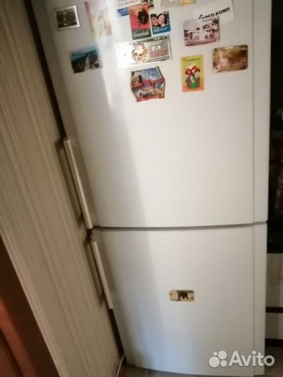 Холодильник hotpoint ariston бу