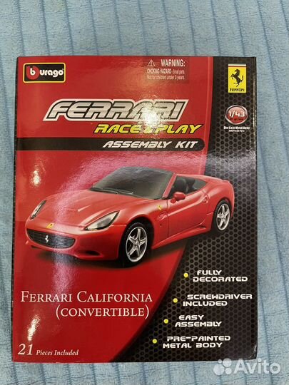 Ferrari burago 1/43 и 1/64