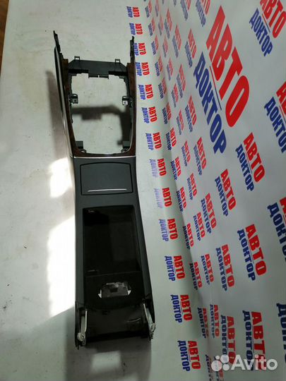 Консоль центральная Audi A6 C7