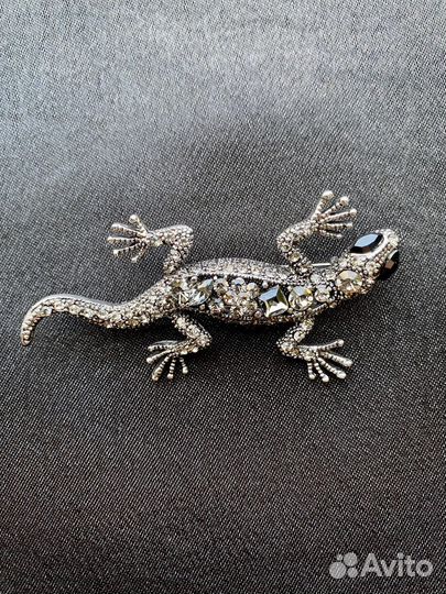 Брошь ящерица