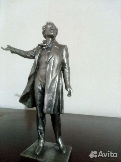 Скульптура из металла Пушкин А.С