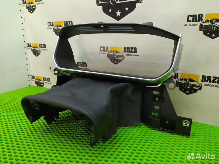 Накладка панели приборов Land Rover Range Rover