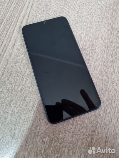 Samsung Galaxy A10, 2/32 ГБ