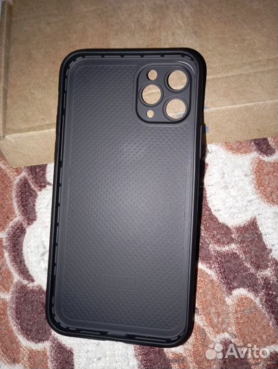 Чехол на iPhone 11 pro