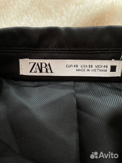 Бархатный пиджак Zara