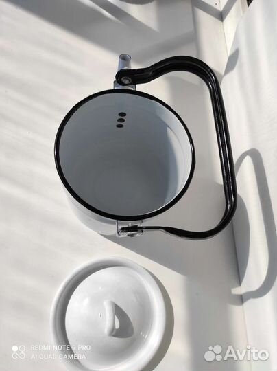 Чайник эмалированный новый