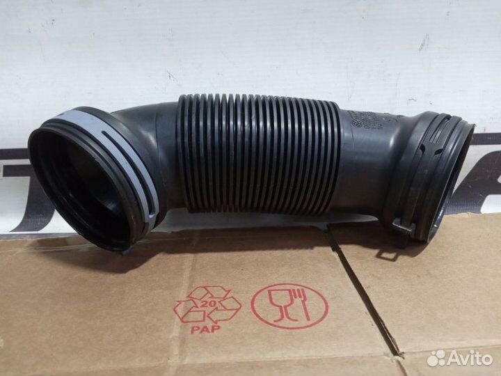 Патрубок воздушного фильтра Volkswagen Golf 6 Gti