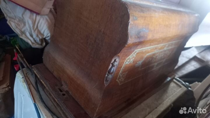 Швейная машина немецкая старинная