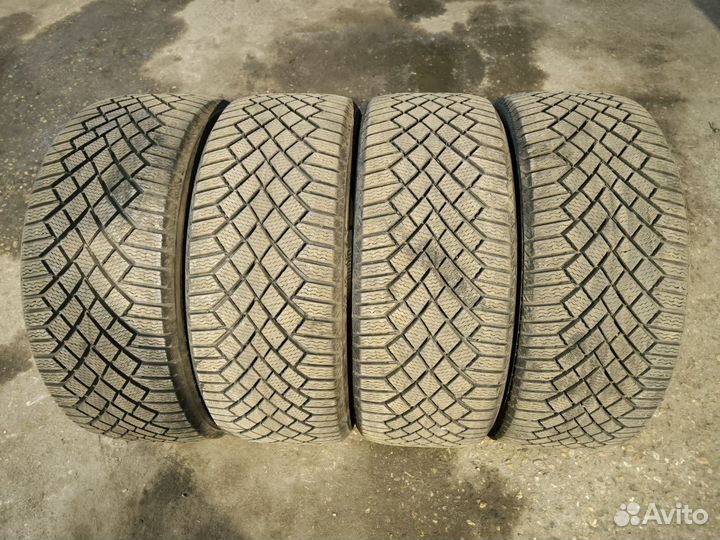 Continental ContiVikingContact 7 255/45 R20 105T