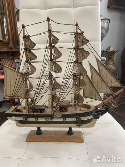 Деревянный корабль