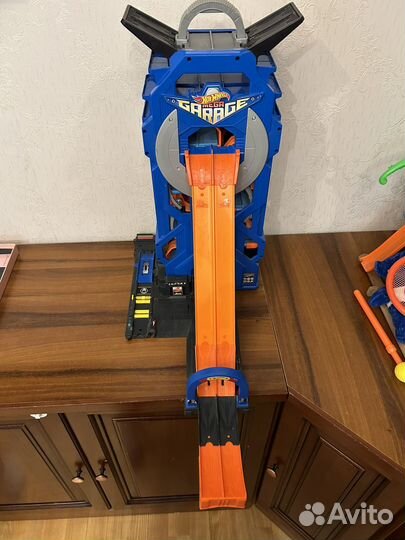 Hot wheels