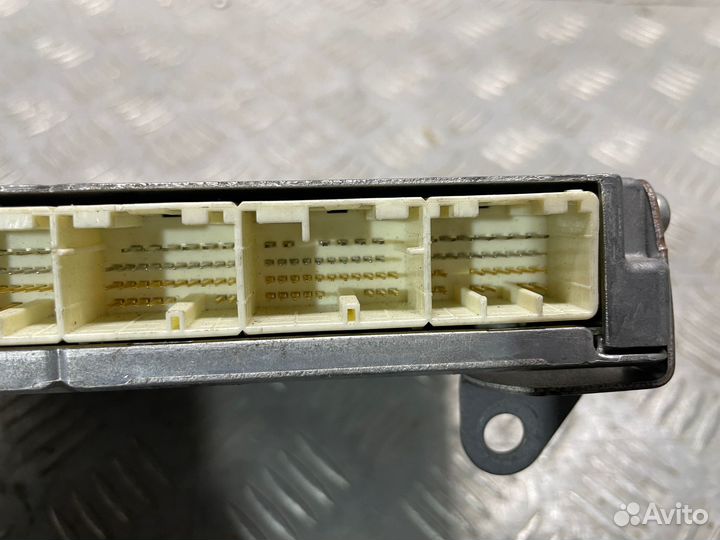 Блок управления двигателем Lexus LS 460 (lV)