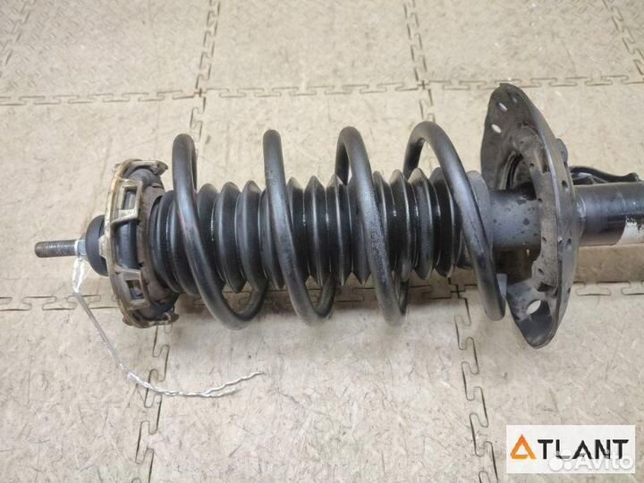 Стойка передняя правая honda FIT