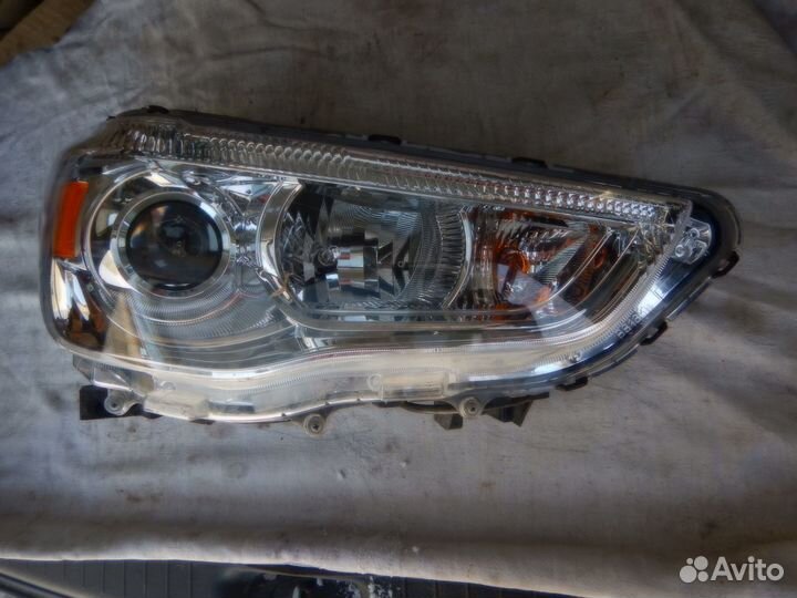 Фара правая Mitsubishi ASX