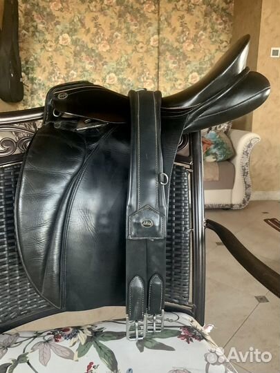 Седло для лошади